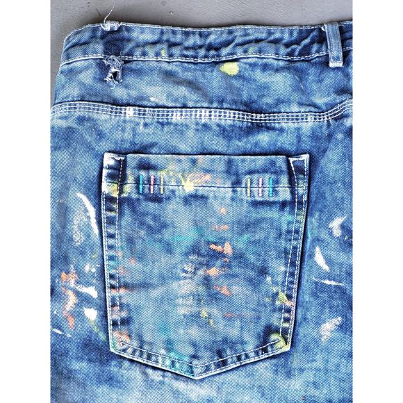 Create 2MRW Distressed Paint Spatter Jeans Shorts Men 42 NWOT Torn Embellished - Picture 9 of 15
